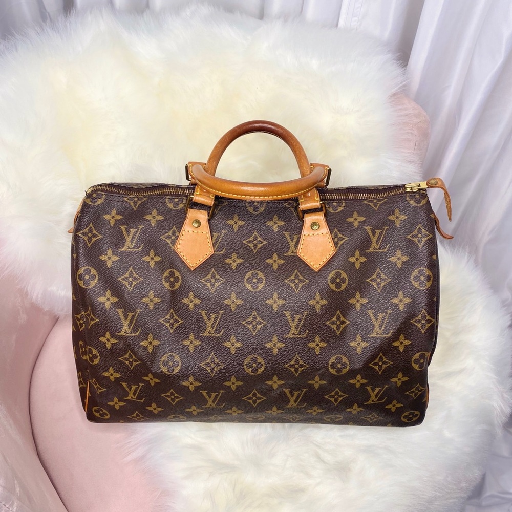 Louis Vuitton Monogram Speedy 35 Boston Handbag